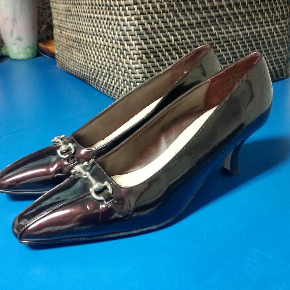 Pumps by Bernardo